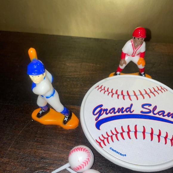 12 Pc Vintage Bakery Crafts Baseball Players Baseballs Birthday Cake Figures - Picture 3 of 5